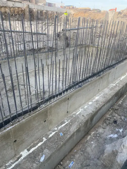 Металлический водоотсечной лист Primostar, соединительный лист, профиль строительного шва после бетонирования.