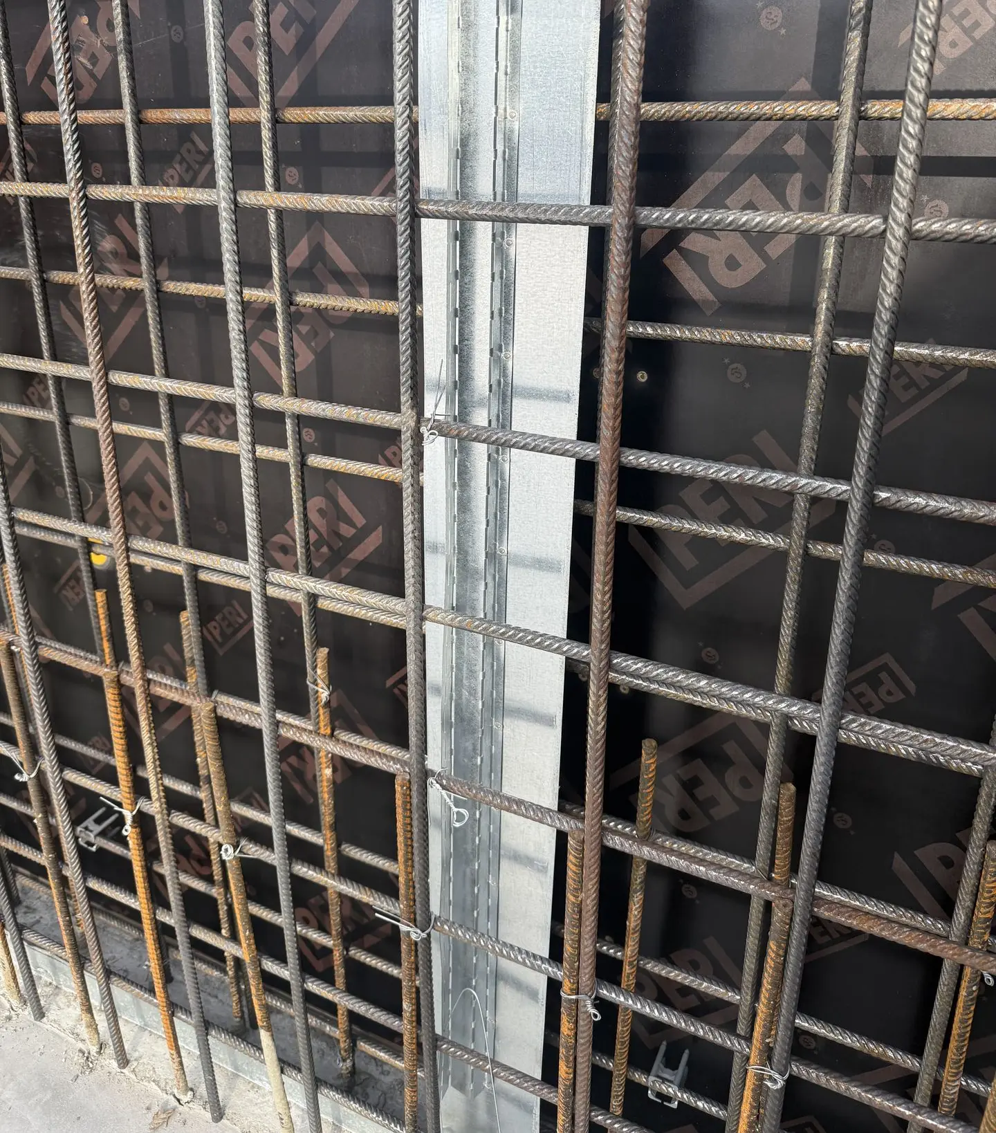 Primostar® Crack Control System in wall construction before concrete pouring. Pärnu, Papli 8, Estonia.