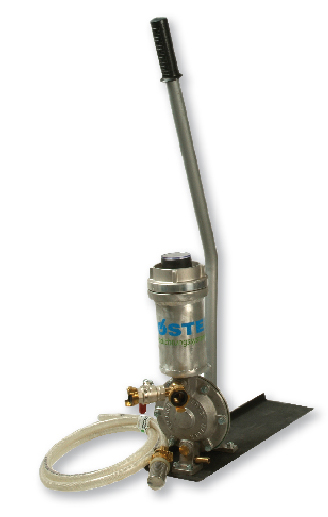 [IN 952 001] KÖSTER Loka Handpump (piece)